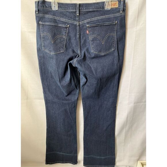 Levi’s 515 Bootcut Jeans - Picture 2 of 11
